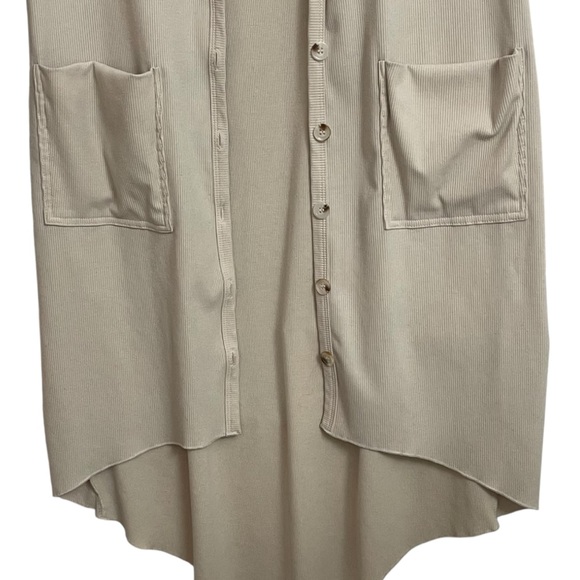 Long Creamy Tan Button-Up Cardigan with pockets - Picture 4 of 12